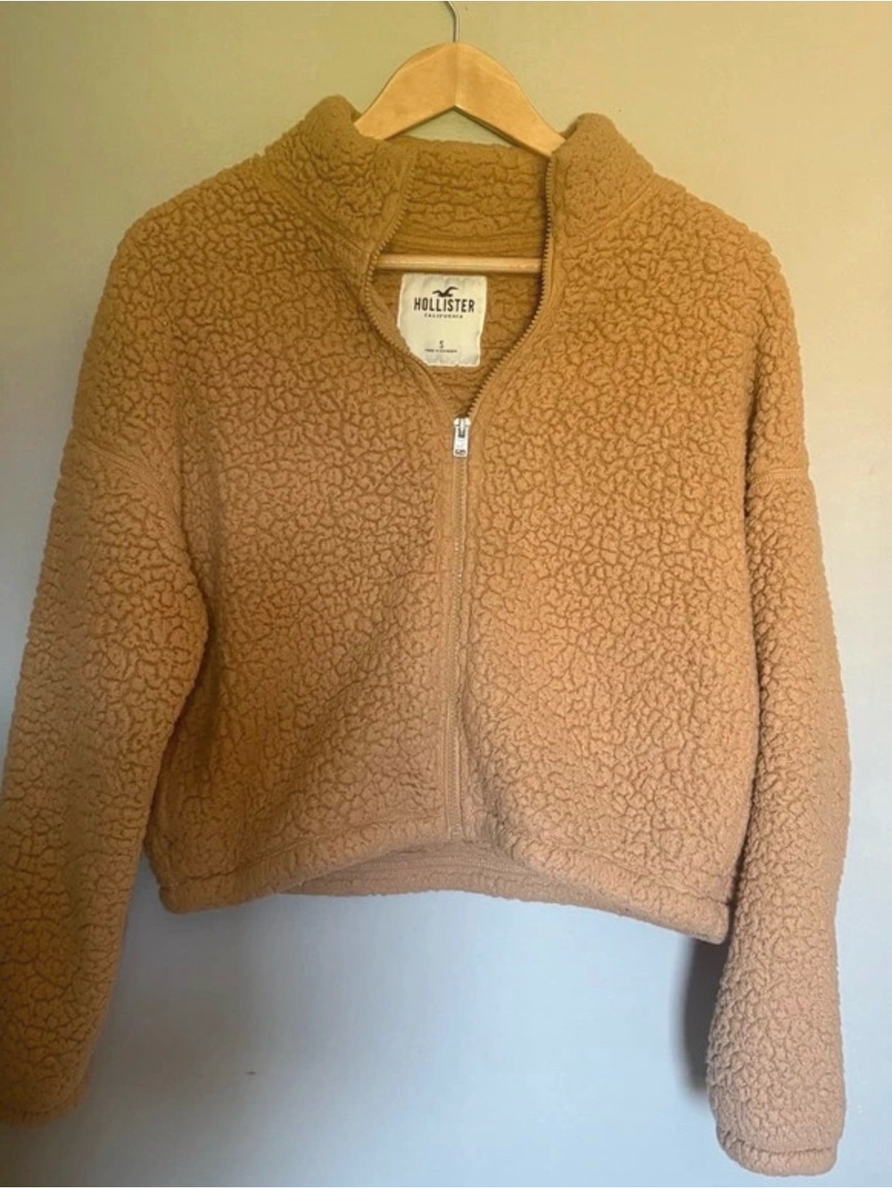 Hollister Teddy Sherpa Size Small